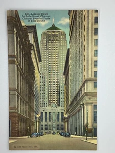 Postcard Looking down La Salle Street Board of Trade Chicago Illinois H413 - Bild 1 von 2