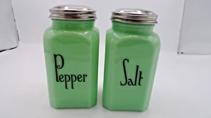 Shaker Sale e Pepe Gamma Giadeite Verde Retrò con Etichette Stile Depressione - Foto 1 di 6