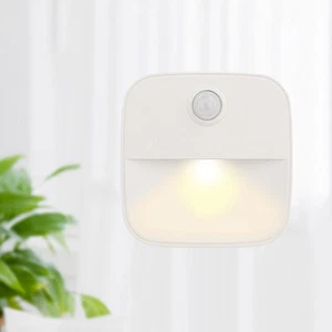 Weiß Bewegungsmelder LED Nachtlicht Mit Lichtsensor Steckdose Nachtlampe Set EU - Bild 1 von 8