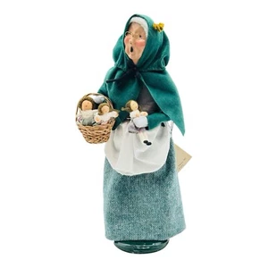 Byers Choice Christmas Caroler Woman In Spectacles Doll Vendor Figurine VTG 1995 - Picture 1 of 16