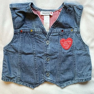 Gilet vintage miniatura 18M jeans denim rosso cuore gemme bottoni bambina Francia - Foto 1 di 7