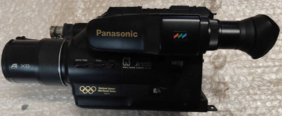 VIDEOCAMERA PANASONIC MOD NV-G3E - Immagine 1 di 1