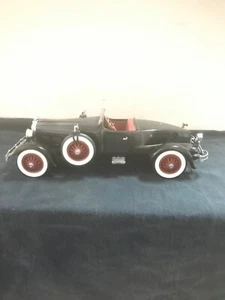 The Danbury Mint 1927 Stutz Black Hawk 1:24 Scale Die-Cast w/CRT - Picture 1 of 9