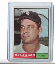 TED KLUSZEWSKI 1961 TOPPS BASEBALL CARD #65 (DS2)
