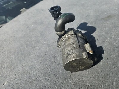 BMW 550i 650i 750i N63 2009-2015 intercooler bomba de agua refrigerante auxiliar Foto 1 de 4