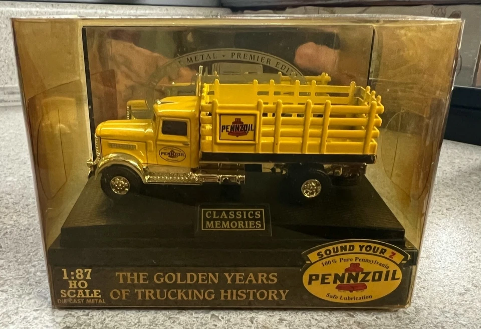 Classic Works Golden Years of Trucking History Peterbilt 260 Truck Pennzoil
