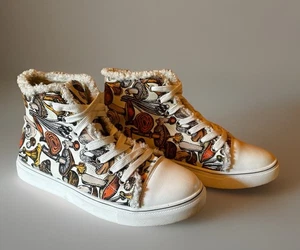 Women’s Hightop Mushroom Sneakers White Canvas Shoes Faux Fur Lined Size 7.5, 38 - Picture 1 of 9