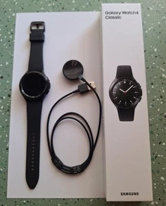 Samsung Galaxy Watch4 Classic 46mm - Schwarz LTE Version - Bild 1 von 5