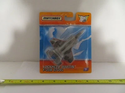 Matchbox Sky Busters Lockheed Martin F-35B Stovl серый камуфляж 2010 как новый на картонке - Изображение 1 из 4