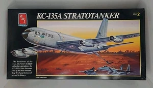 AMT KC-135A Stratotanker Model #8848 scala 1:72 scatola aperta sigillata kit non assemblato - Foto 1 di 15
