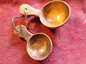 Lot of 2 HANDCARVED DECORATED VINTAGE WOOD DRINKING CUPS KUKSA SWEDEN SWEDISH - Picture 1 of 10