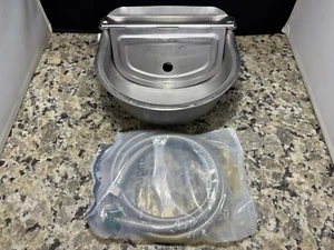 AUTOMATIC ANIMAL DRINKIG WATER BOWL WITH FLOAT VALVE 304 STAINLESS STEEL - Picture 1 of 7