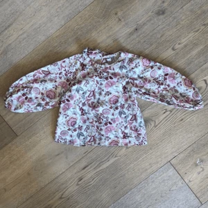 Jacadi Long Sleeved Paisley Blouse with Button Up Back, Girls 18M - Picture 1 of 5