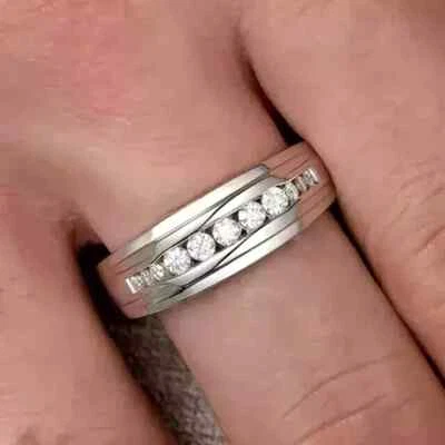 925 Silver 1.50Ct Round Lab Grown VS-FG Diamond Men's Channel Set Wedding Band - Image 1 of 4