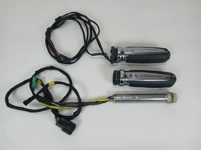 Harley-Davidson 2015 Street Glide Heated Hand Grips & Throttle Twist Sensor Foto 1 de 4