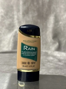Max Factor Rain All Day Hydrating Makeup #9- Toasted Almond - Picture 1 of 2