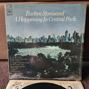 Barbara Streisand A Happening In Central Park Vinyl Record CS9710 -VG - Foto 1 di 4