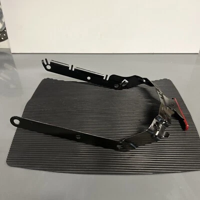 Soporte guardabarros trasero Harley Davidson Breakout Softail  Foto 1 de 4