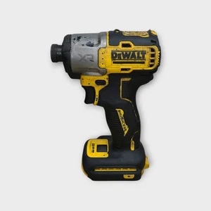 DEWALT CHIAVE A PERCUSSIONE E DRIVER DCF845 (SOLO STRUMENTO) - Foto 1 di 8