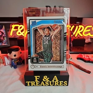 2024-25 Donruss Basketball Giannis Antetokounmpo Rated Rookie Jumbo #21 Bucks - Picture 1 of 2