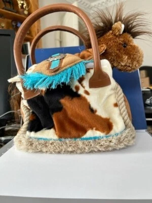 Libro de bolsillo Killian Red Roan Horse de Douglas NUEVO con etiquetas Foto 1 de 4