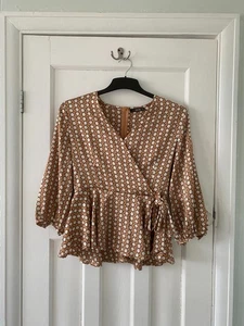 Gold/Brown Quiz Wrap Over Long Sleeved Patterned Blouse (Women's UK 10) - Picture 1 of 7