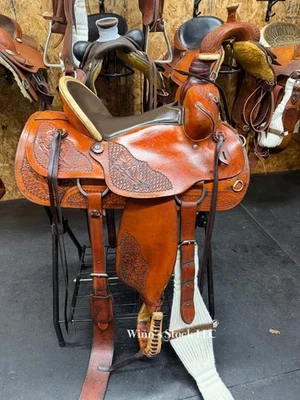 Sillín Colorado 15" - Rancho/cuerda Foto 1 de 4