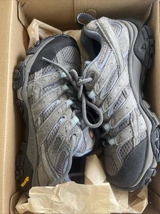 New Women’s Merrell Moab Hiking Shoes Size 6 - Picture 1 of 4