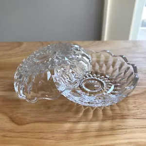 Glass Clam Shell Box with Lid 3." Wide x 2" High for Trinkets Rings - Picture 1 of 3