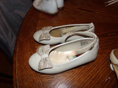 *TODDLER GIRLS RACHEL SHOES  SIZE 12 - Image 1 of 3