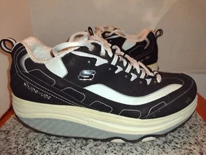 Sketchers Shape Ups Sz. 7.5. Women's White/Black. Women's Walking Shoes. - Picture 1 of 15
