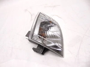 Nueva lente indicadora transparente frontal derecha genuina Nissan X-Trail 26130-8H70A - Imagen 1 de 4