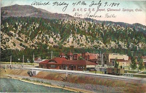 1909 Postcard - D & R G. R.R. Depot - Glenwood Springs CO - Picture 1 of 1