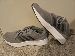 Adidas Galaxy 5 Dove Grey Men's Running Shoes Cloudfoam SZ 10 - Picture 1 of 7