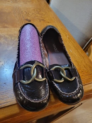 Vntg Brown Leather Balarina Flats w/Chain Link On Toe By BERNARDO Sz 9. CLEAN!! - Image 1 of 4