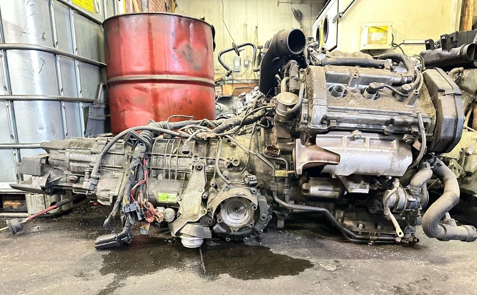 Audi A6 Avant 2001 2,8 Quattro Wagon motor con transmisión OEM Foto 1 de 4