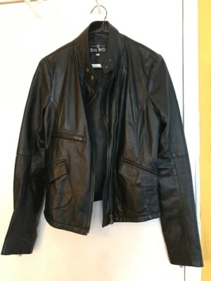 Женская маслянистая кожаная мотокуртка Vera Pelle - Изображение 1 из 4