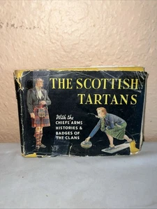 Scottish Tartans Historical Sketches Clans Families Scotland Color Illust 1957 - Foto 1 di 24