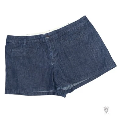 Club Monaco Shorts Womens 10 Blue Denim Chino Flat Front Zip Casual Stretch  - Image 1 of 3