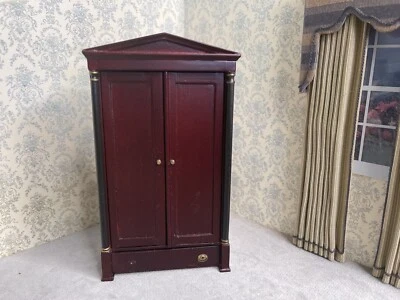 armario Bespaq estilo federal casa de muñecas Foto 1 de 4