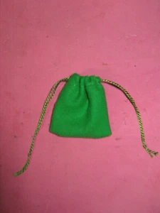 GREEN FLANNEL BAG -2" X 2"-- MOJO/ GRIS-GRIS MONEY GOOD LUCK - Picture 1 of 3