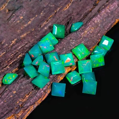 Natural Green Ethiopian Opal 13 CT Faceted Square Lot Loose Gemstone 6X4 MM - Image 1 of 3