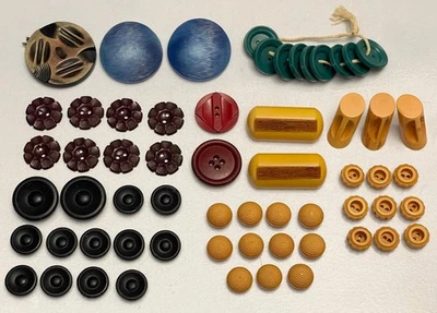 Vintage Lot 60 Bakelite Celluloid Buttons Toggle Flower Cookie Green Blue Red... - Image 1 of 4