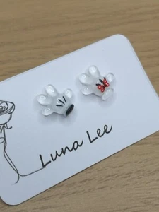 White Mickey / Minnie mouse hand stud earrings (Disney) - Picture 1 of 8
