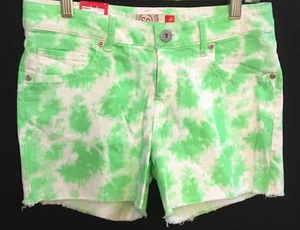 NEW Girls SO Green White Tie Dye Adjustable Waist Denim Shorts with Stretch 16 - Picture 1 of 8