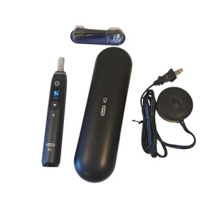 Oral-B iO Series 7 Wiederaufladbare Elektrische Zahnbürste Schwarz Reiseetui Neuer Kopf - Bild 1 von 2