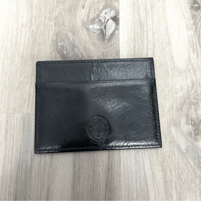 Cartera para tarjetas delgada de cuero negra Levenger Foto 1 de 4