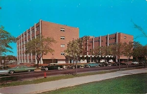 Vintage Lapham Hall University of Wisconsin Milwaukee Postcard - Picture 1 of 2