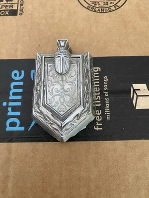 Chevrolet Monte Carlo 1978 1979 1980 cubierta de bloqueo de maletero 20059935 emblema OEM LEER Foto 1 de 3