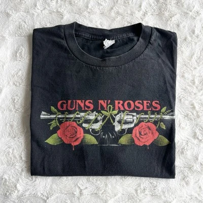 Vtg Guns N Roses Shirt Tee Mens Large Black Pistol Flowers Spell Out Band Y2K SS - Image 1 of 4